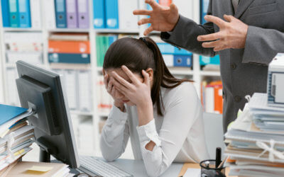 Arbeitsrecht: Was kann ich tun, wenn mein Chef sich im Ton vergreift?